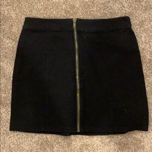 F21 black mini skirt
